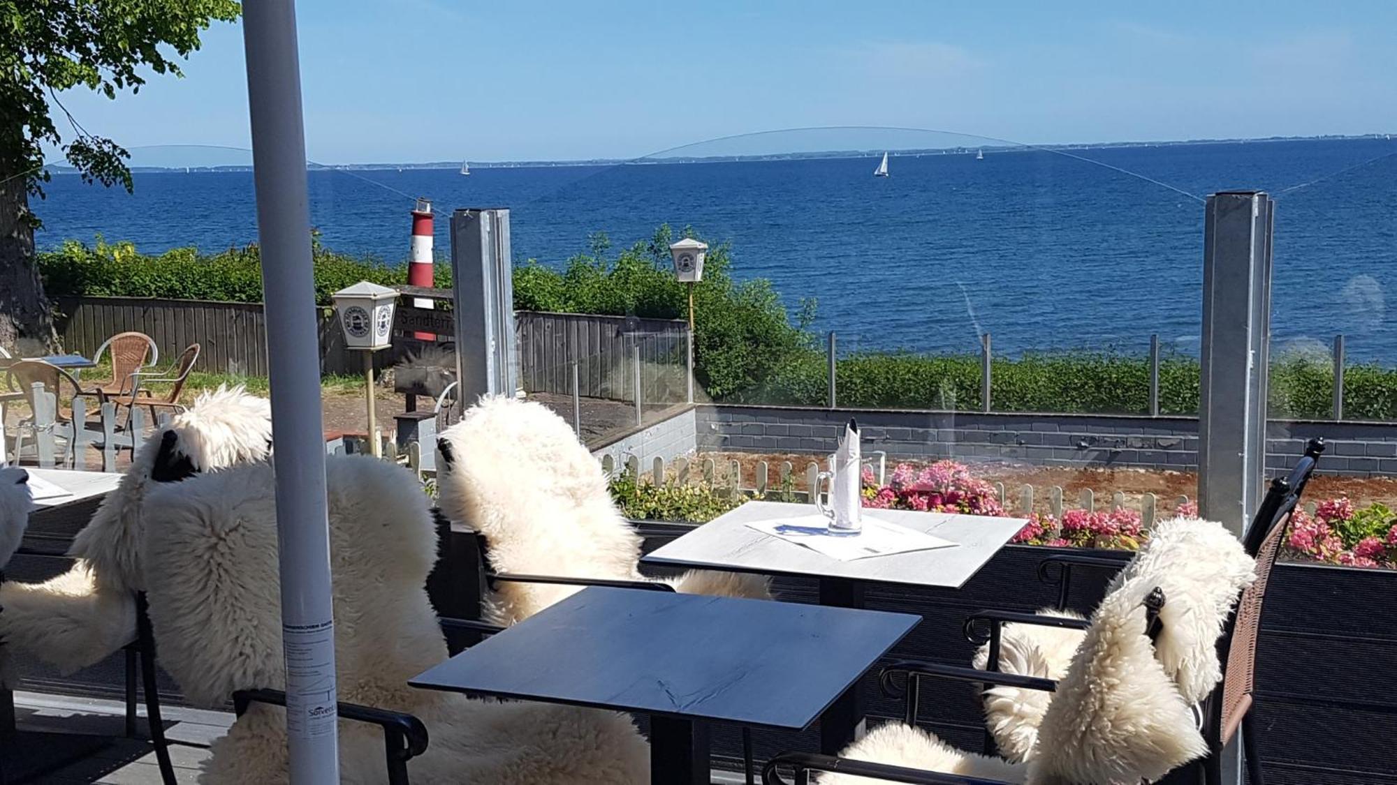 Strandappartement Steinberghaff "Zur Birk" Mit Meerblick 스타인베르크 외부 사진